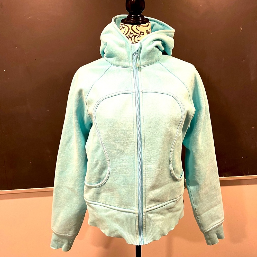 Lululemon Scuba